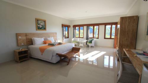Poinciana Resort