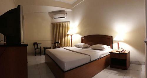 Alexander Hotel Tegal