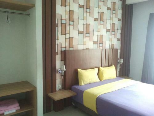 City Hotel