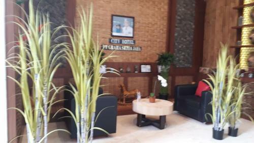 City Hotel