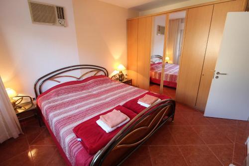 Apartamento Red Rose Villa