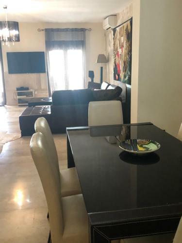 Zeta House