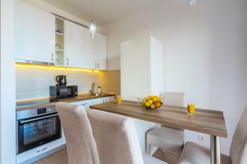 Opium Mar Apartments