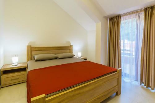 Opium Mar Apartments