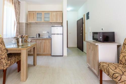 Opium Mar Apartments