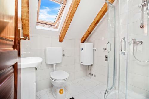 Apartments Isja