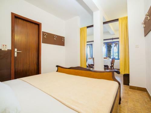 Hostal Guest House Jokic 2
