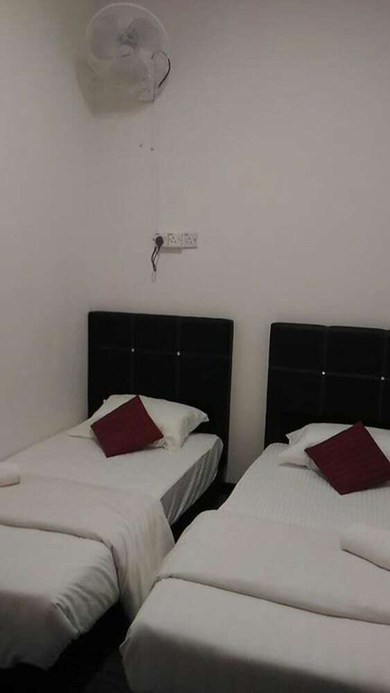 Spot On 89870 Rasa Sayang Hotel