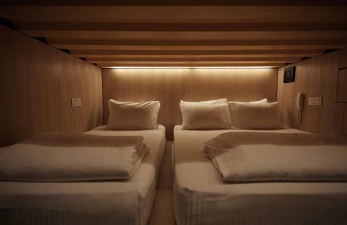 Hotel Capsule Transit Klia 2 (landside) - Gateway@klia2, Level 1