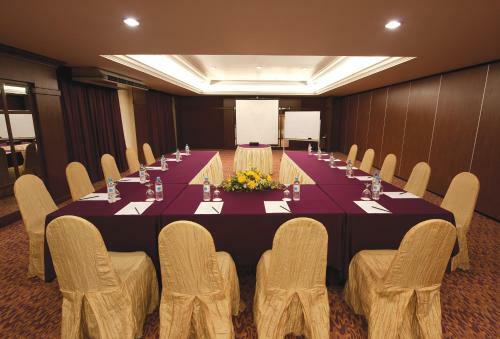 Hotel The Qamar Paka, Terengganu