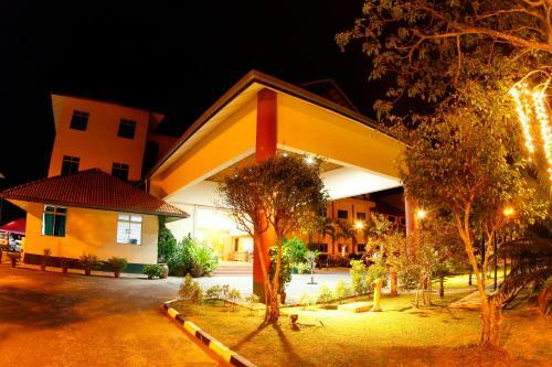 Hotel The Qamar Paka, Terengganu