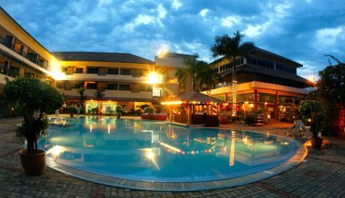 Hotel The Qamar Paka, Terengganu