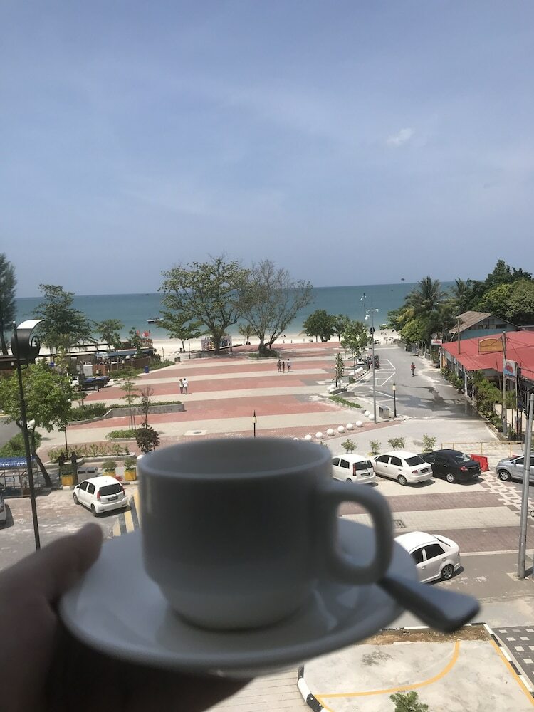 Adya Hotel Chenang