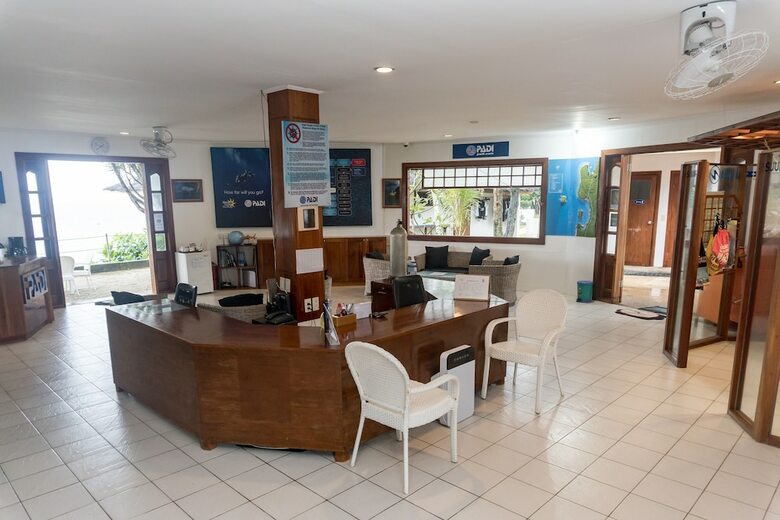 Hotel Quo Vadis Dive Resort