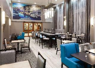 Hotel Hampton Inn & Suites Tulare