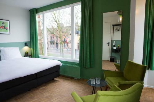 Little Duke Hotel