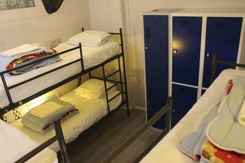 Hostel The Golden Stork