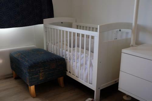 Spacious And Modern Apartment. �rland