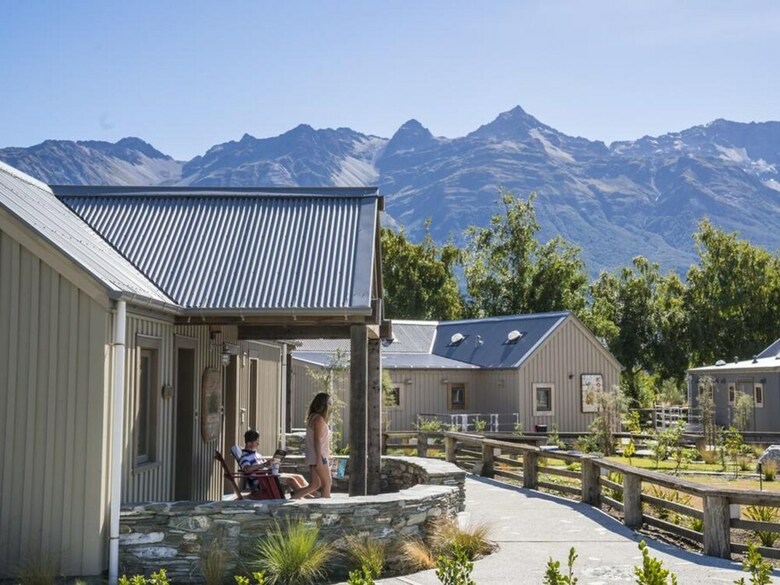Camp Glenorchy Eco Retreat