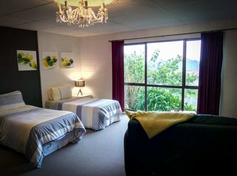 Paeroa Bed And Breakfast