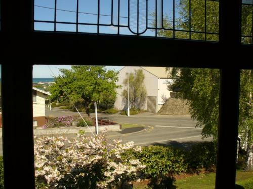 Oasis On Orwell Bed And Breakfast