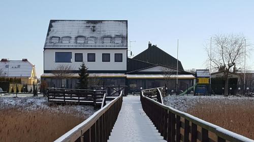 Hostal Avila Park & Spa