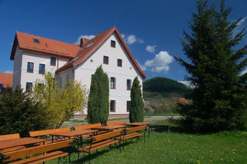 Hostal Rezydencja Terra Sudeta