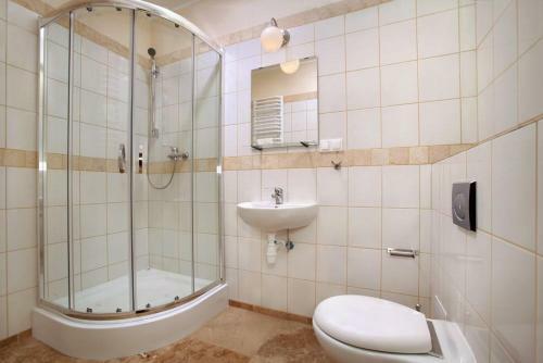Hostal Dw�r Many