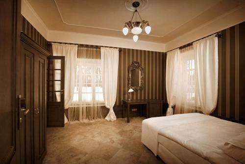 Hostal Dw�r Many