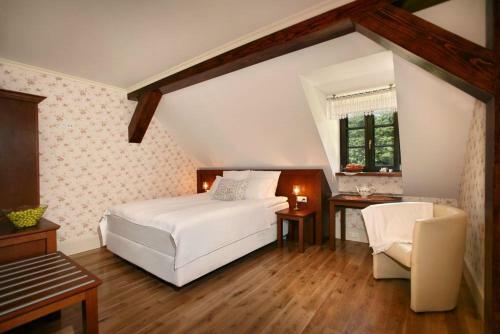 Hostal Dw�r Many