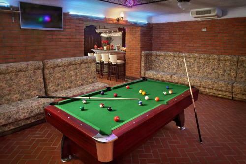Hostal Dw�r Many