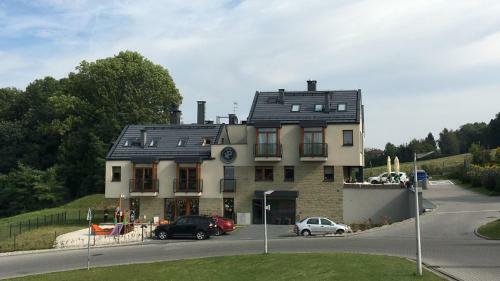 Grand House