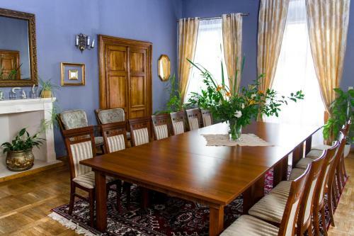 Hostal Dw�r Zbo?enna