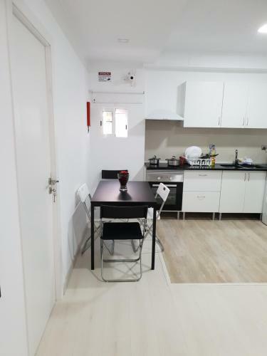 Hostal Mikaela Guest House