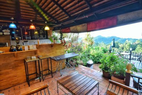 Hotel Phu Mork Dao Resort