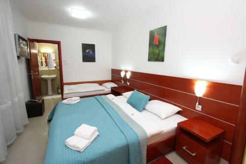 Hostal Guesthouse Villa Inn