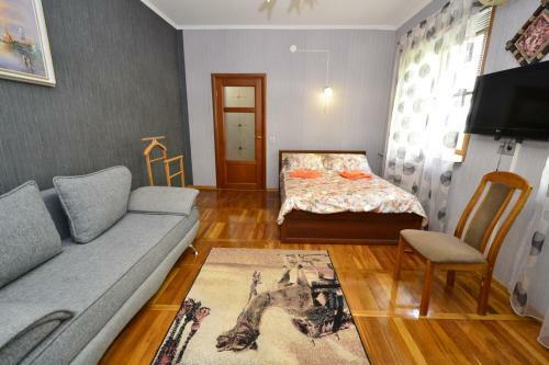 Hostal Guest House Terskaya 221