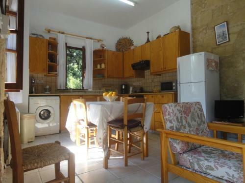 Apartamento Spanos House