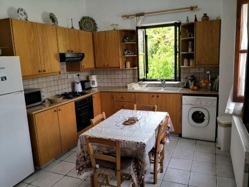 Apartamento Spanos House