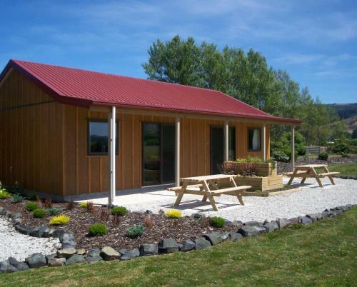 Longbourne Lodge Motel