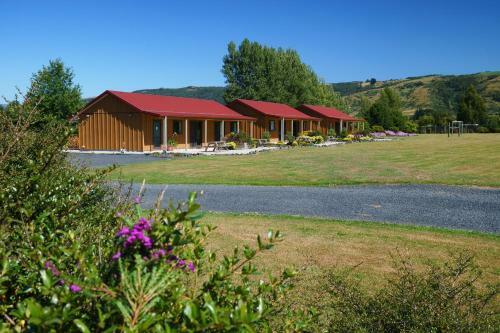 Longbourne Lodge Motel