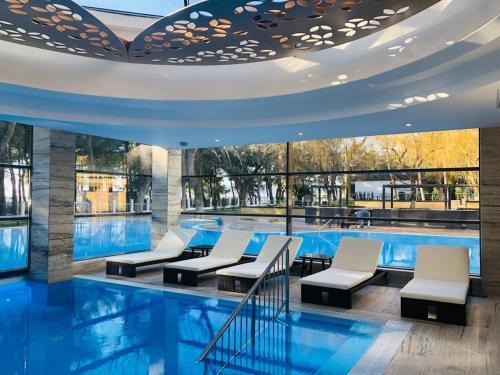 Primorie Grand Resort Hotel