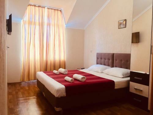 Hostal Guest House Lenart