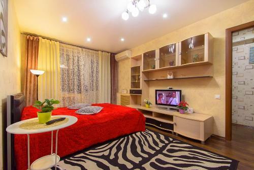 Apartments Chetaeva 36