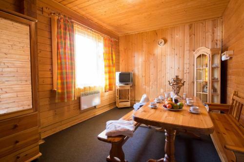Hotel Lada Holiday Cottages