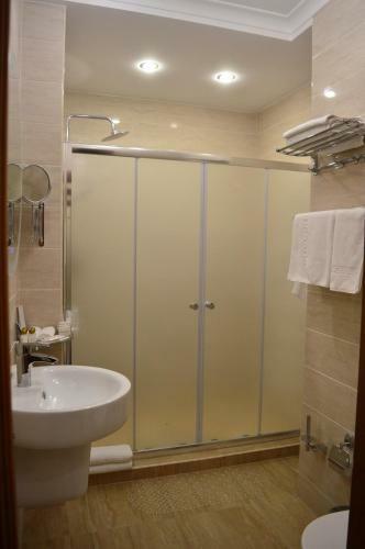 Grand Kavkaz Hotel