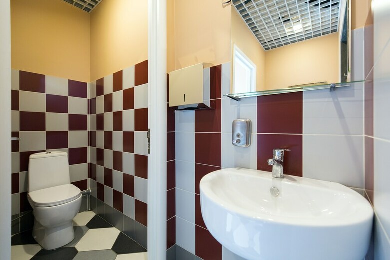 Makarov Hostel