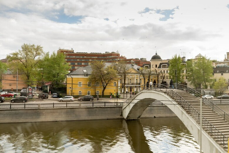 Makarov Hostel