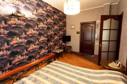 Aleksandrovsky Dvor Hotel