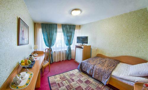 Novokuznetskaya Hotel